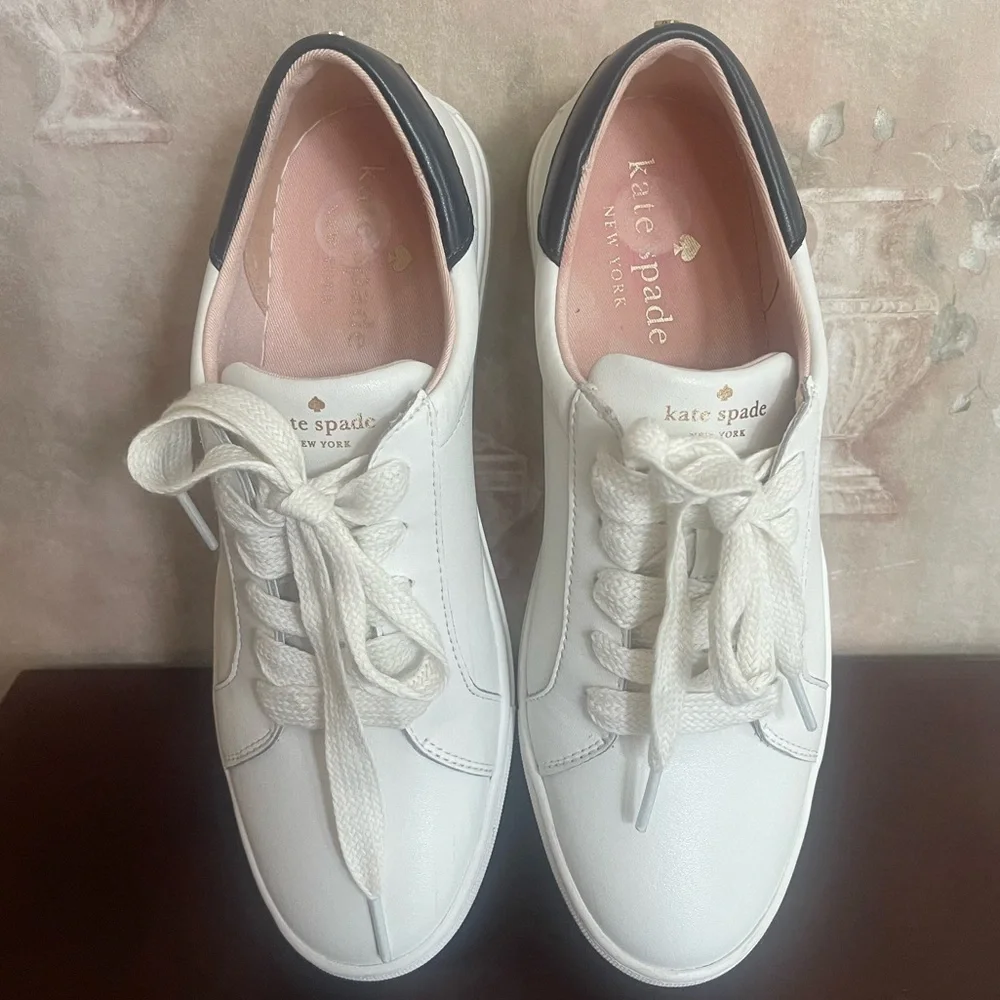 KATE SPADE WHITE LEATHER TRAINER SNEAKERS BLACK ACCENTS 8.5